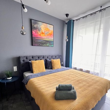 Stylowe Studio Krzemieniecka, Metro Slodowiec, Free Parking By Cosmo Spirit Varşova Dış mekan fotoğraf